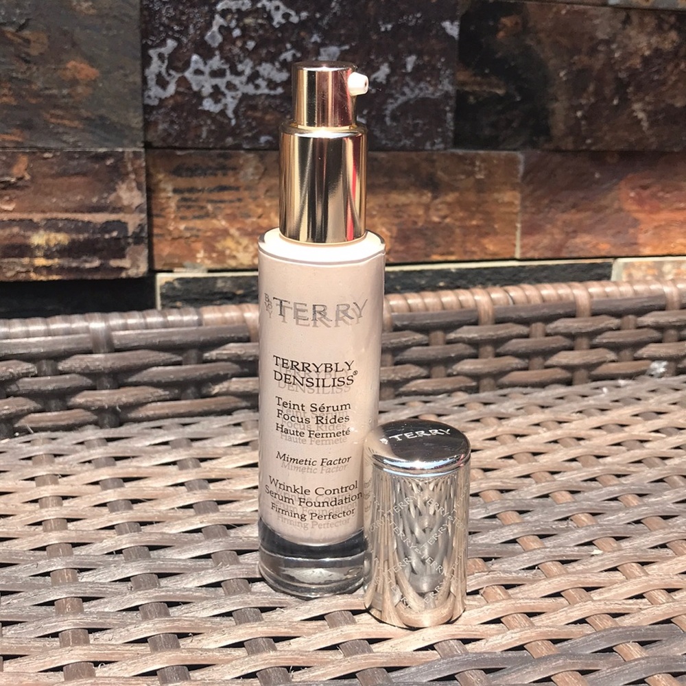 By Terry Densiliss Foundation #3 Vanilla Beige